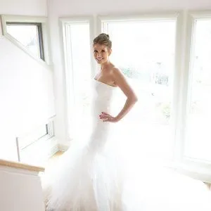 Vera Wang | Dresses | Vera Wang Pavlova Wedding Dress | Poshmark